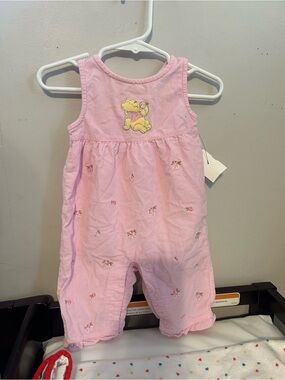 Authentic Vintage Rare Y2K Disney Store Winnie The Pooh Girls Infant Romper.